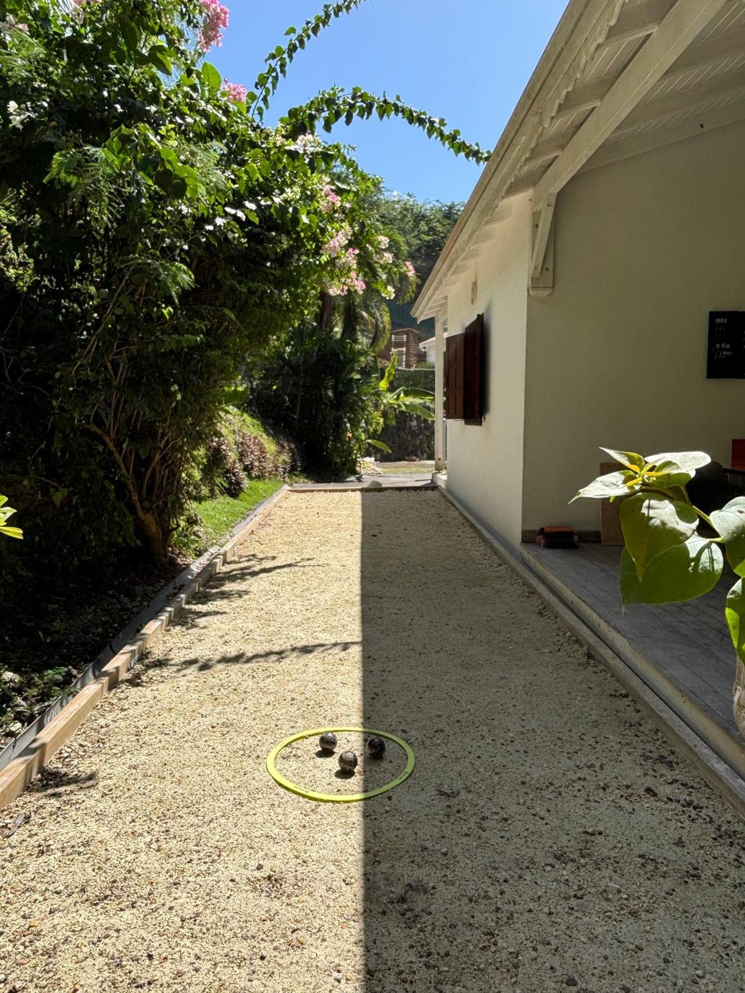Spacieuse Villa Corossol Avec Piscine Et Jeux Exterieurs Le Gosier  Dış mekan fotoğraf