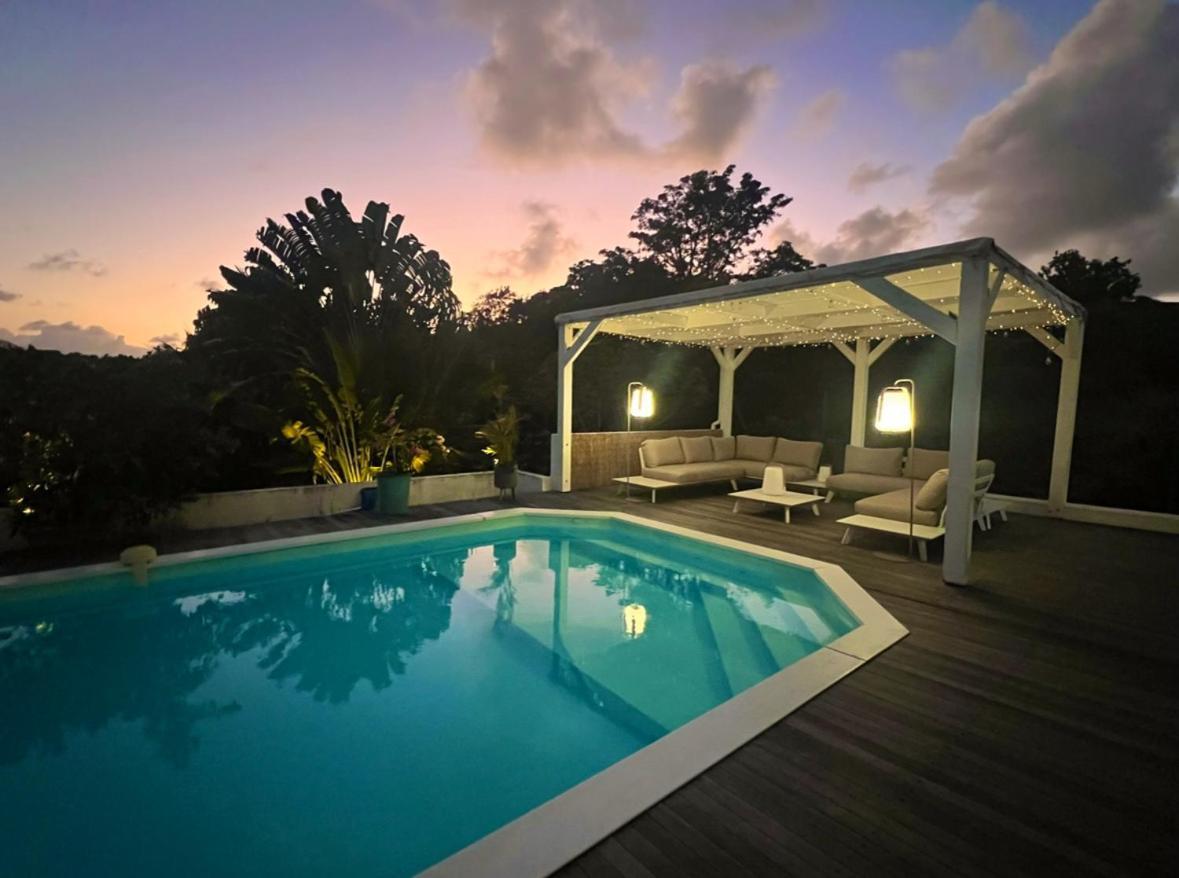 Spacieuse Villa Corossol Avec Piscine Et Jeux Exterieurs Le Gosier  Dış mekan fotoğraf